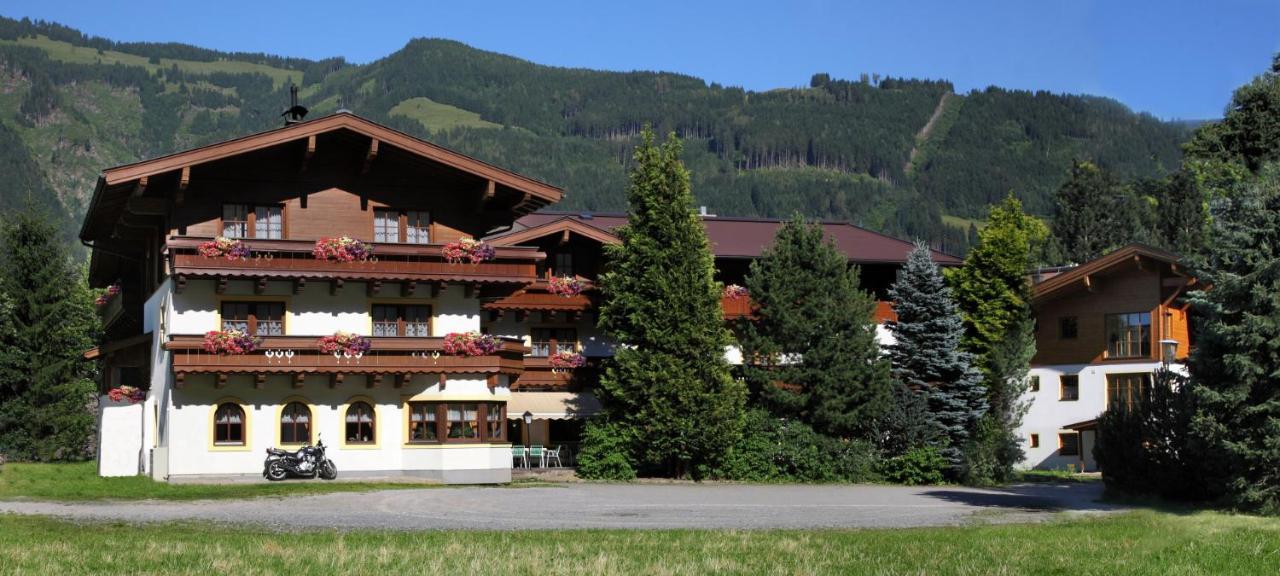 Pension Alpenrose Maishofen Eksteriør billede